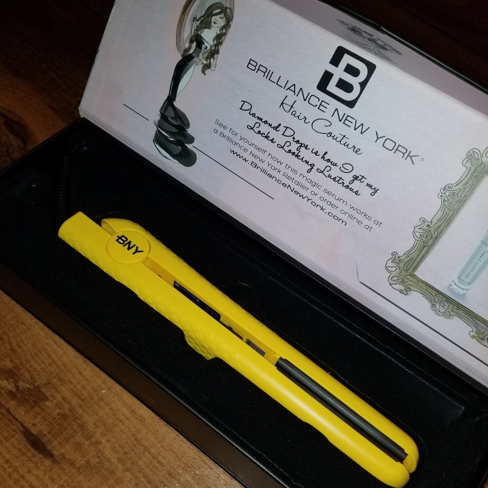 Brillance New York diamond infused 1.25 inch flat